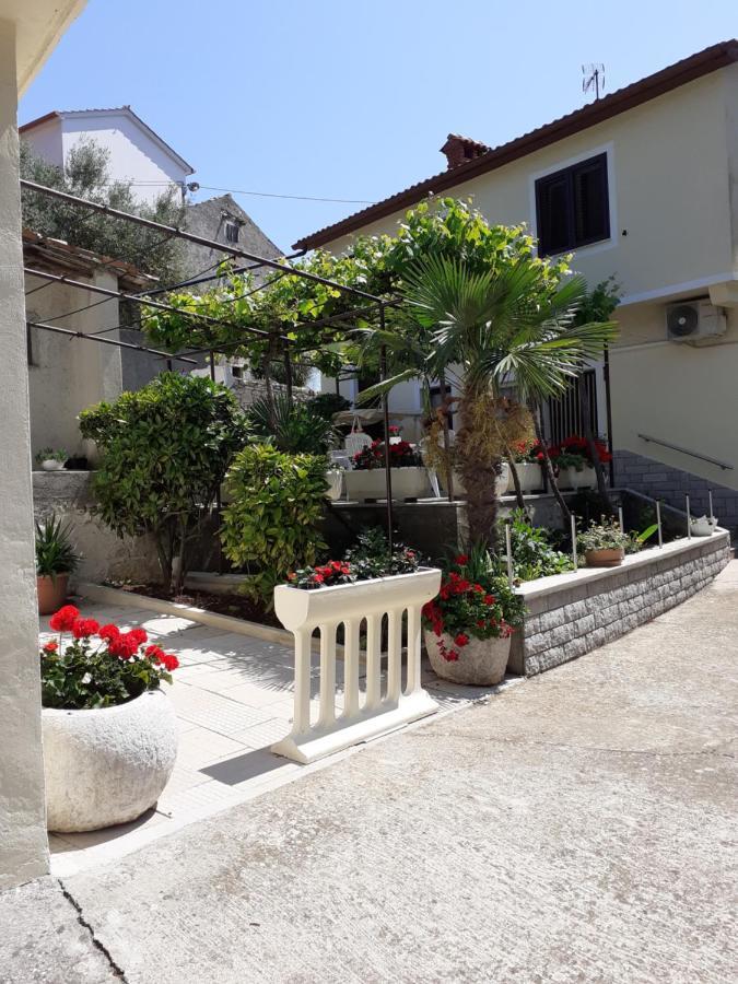 Apartman Danijela Zagorje Exterior foto