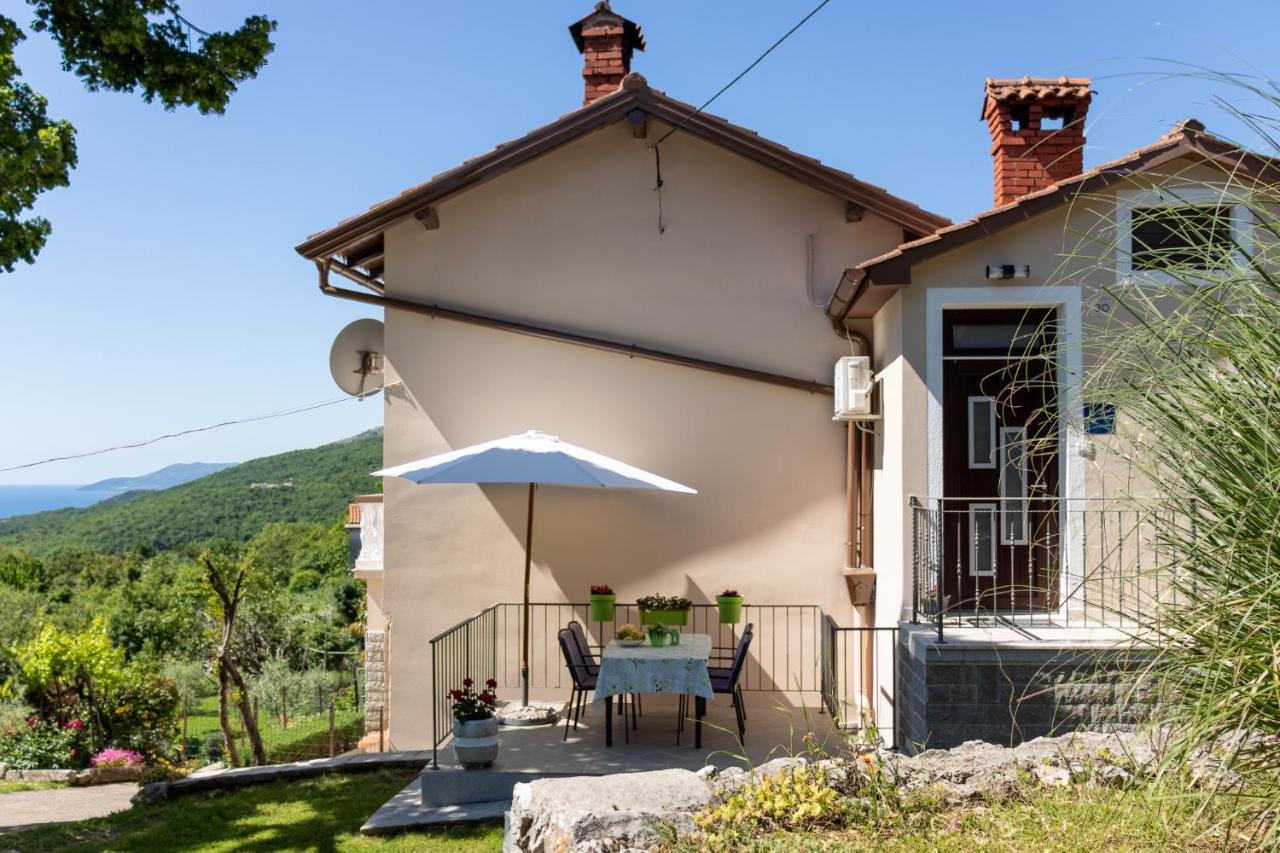 Apartman Danijela Zagorje Exterior foto